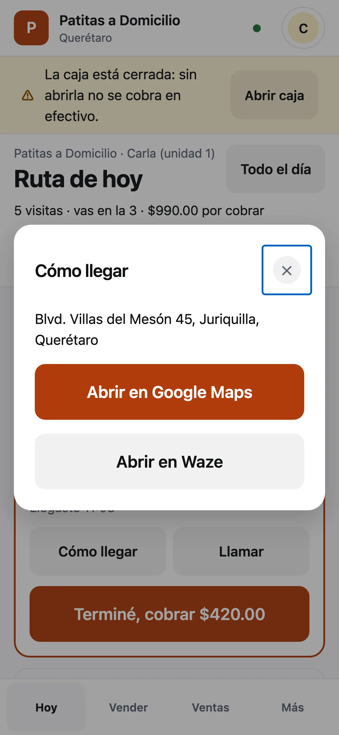 La ventana Cómo llegar con la dirección y los botones Abrir en Google Maps y Abrir en Waze