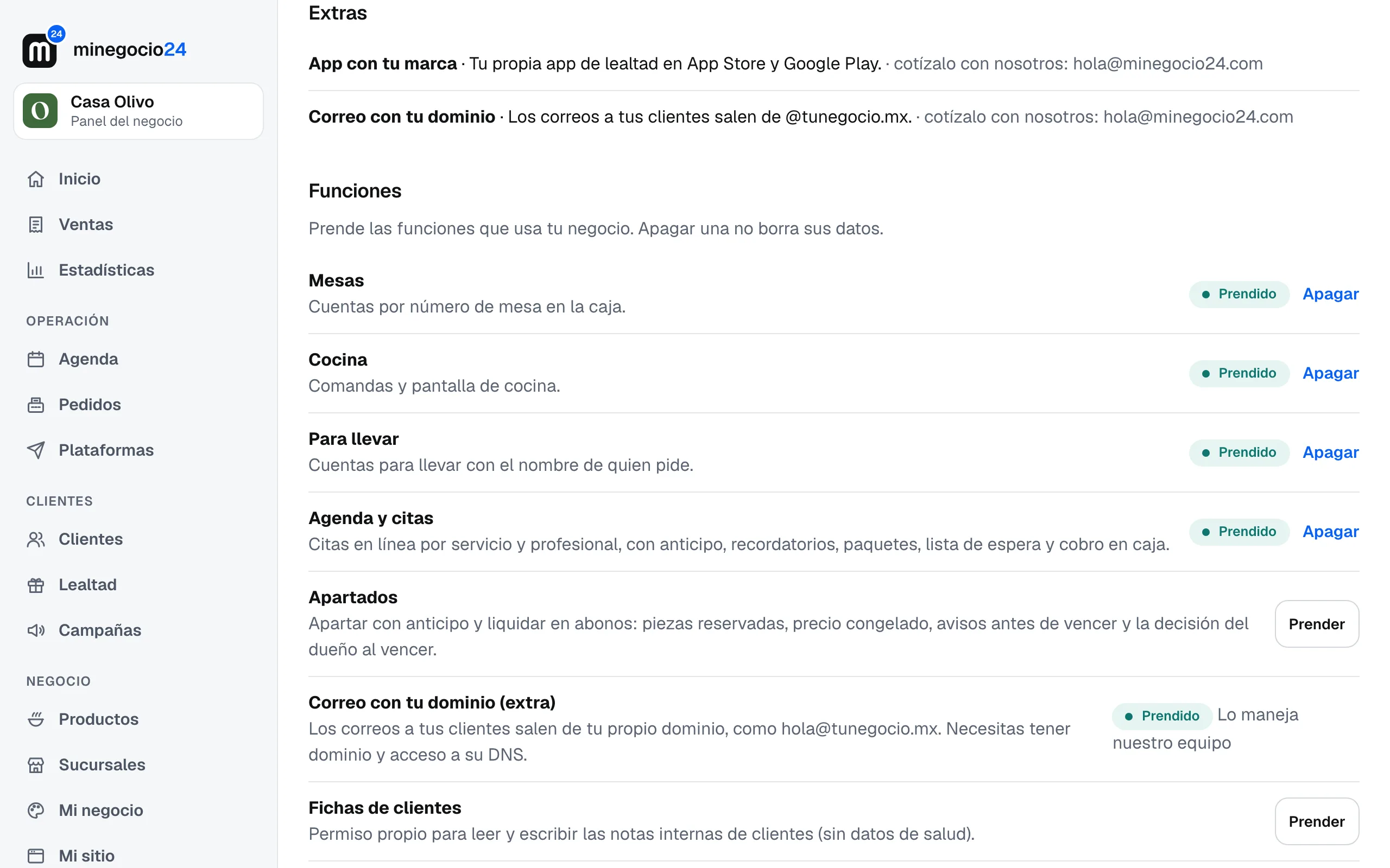 Los Extras y Módulos en Tu plan, con Correo con tu dominio en las dos listas, prendido como módulo