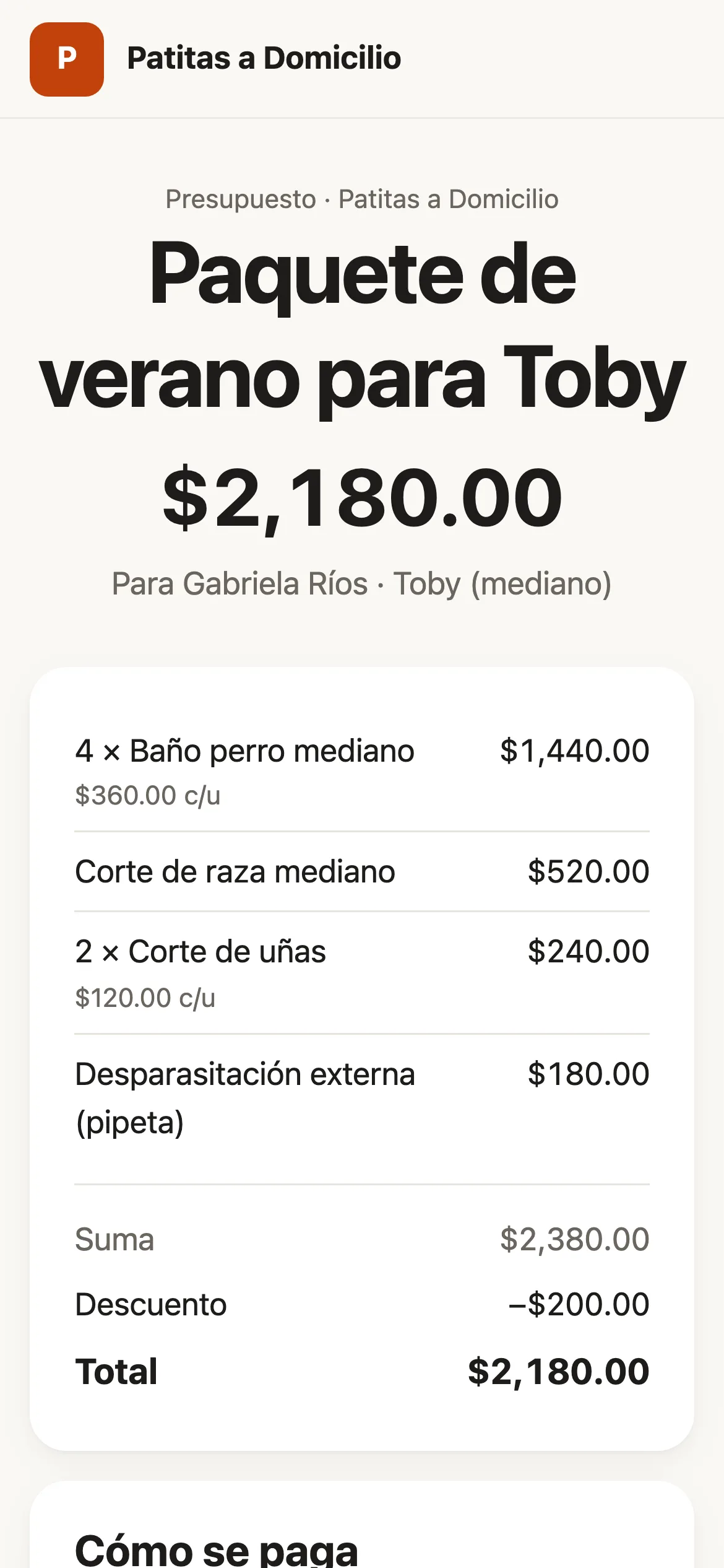 El presupuesto en el celular de la clienta: Paquete de verano para Toby, el total, los baños, el corte y la desparasitación con su descuento